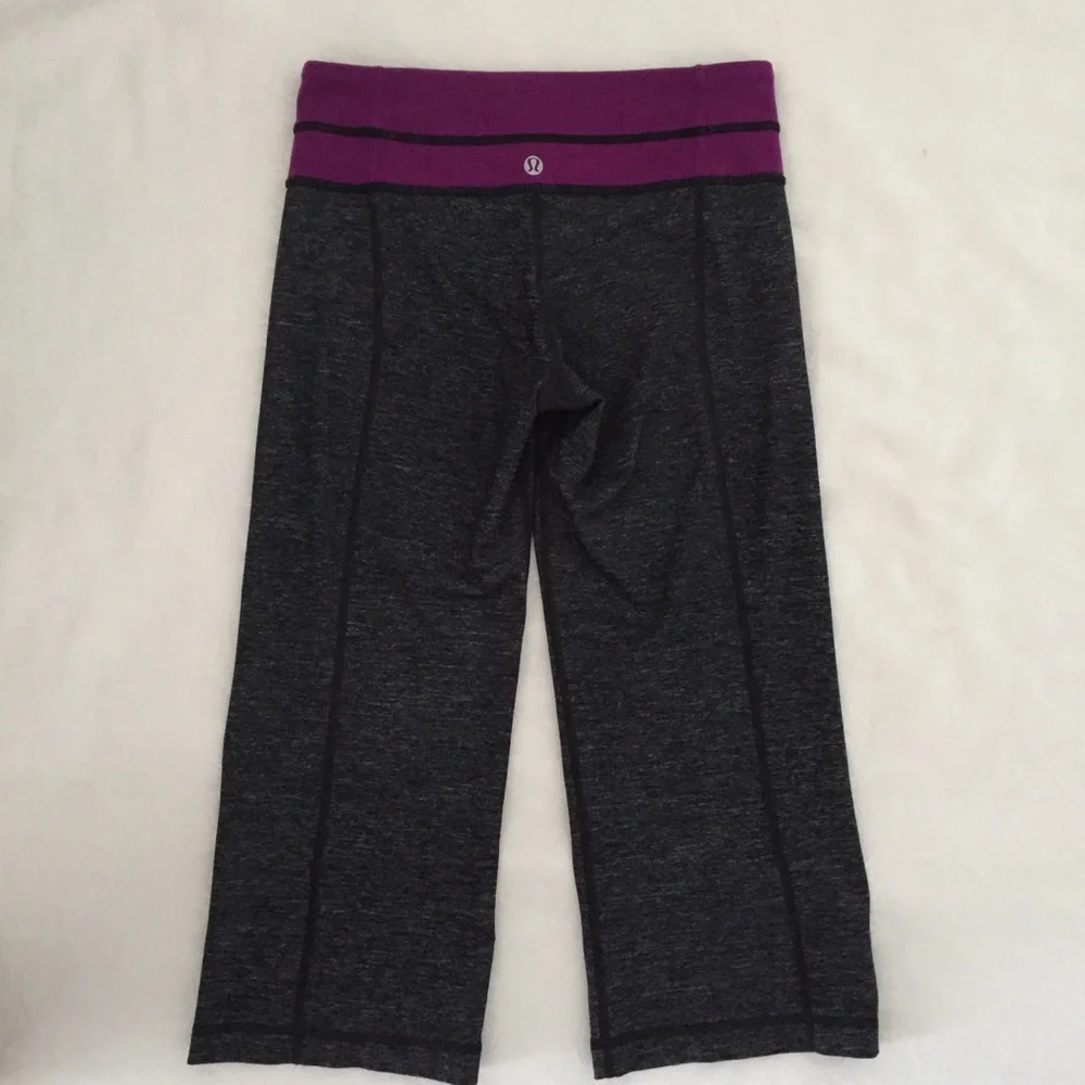 Lululemon Groove Crop pants. Gray purple